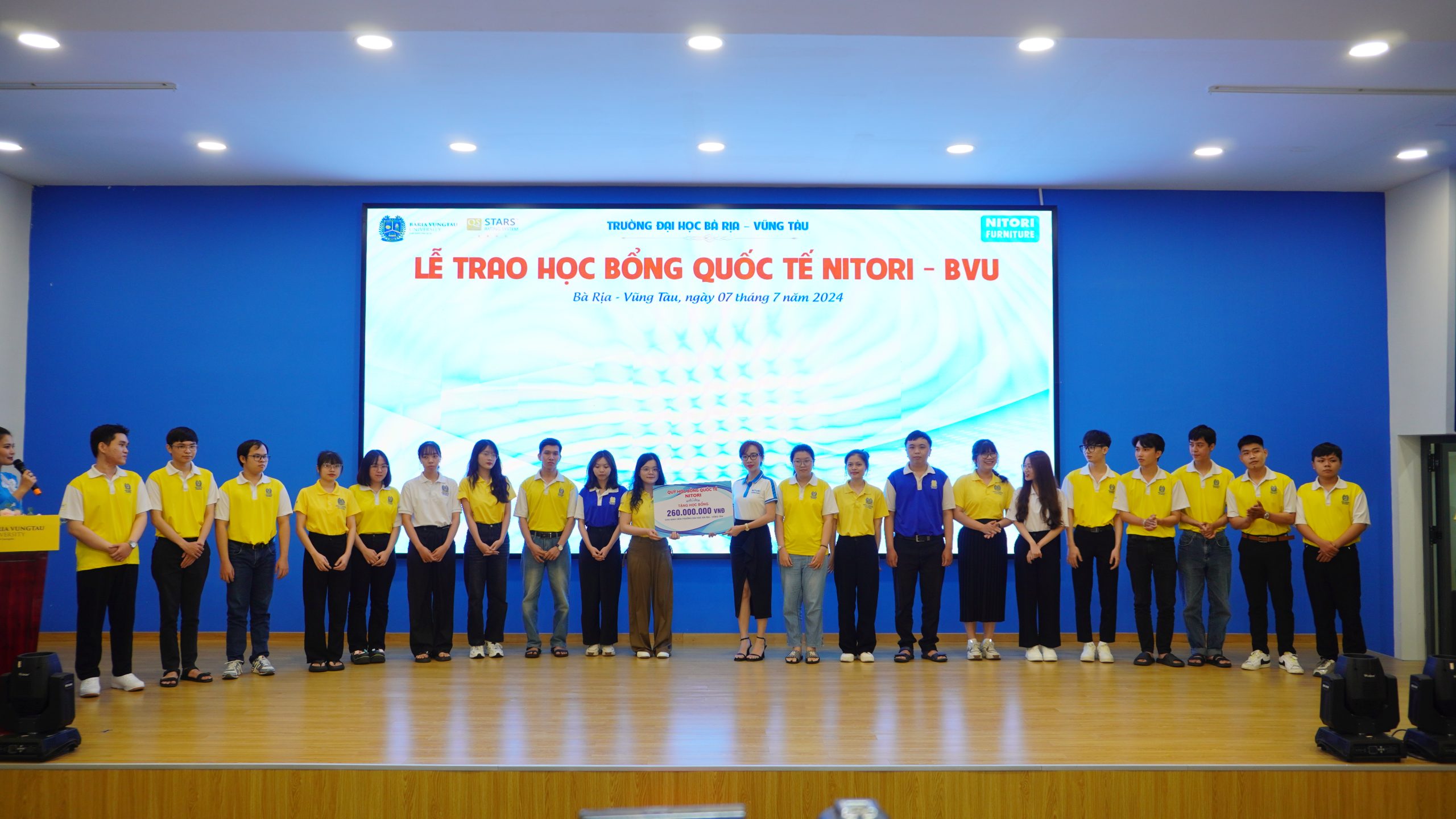 Lễ vinh danh và trao học bổng BVU: Hơn cả tự hào, là bản giao hưởng của tri thức và lòng nhân ái!