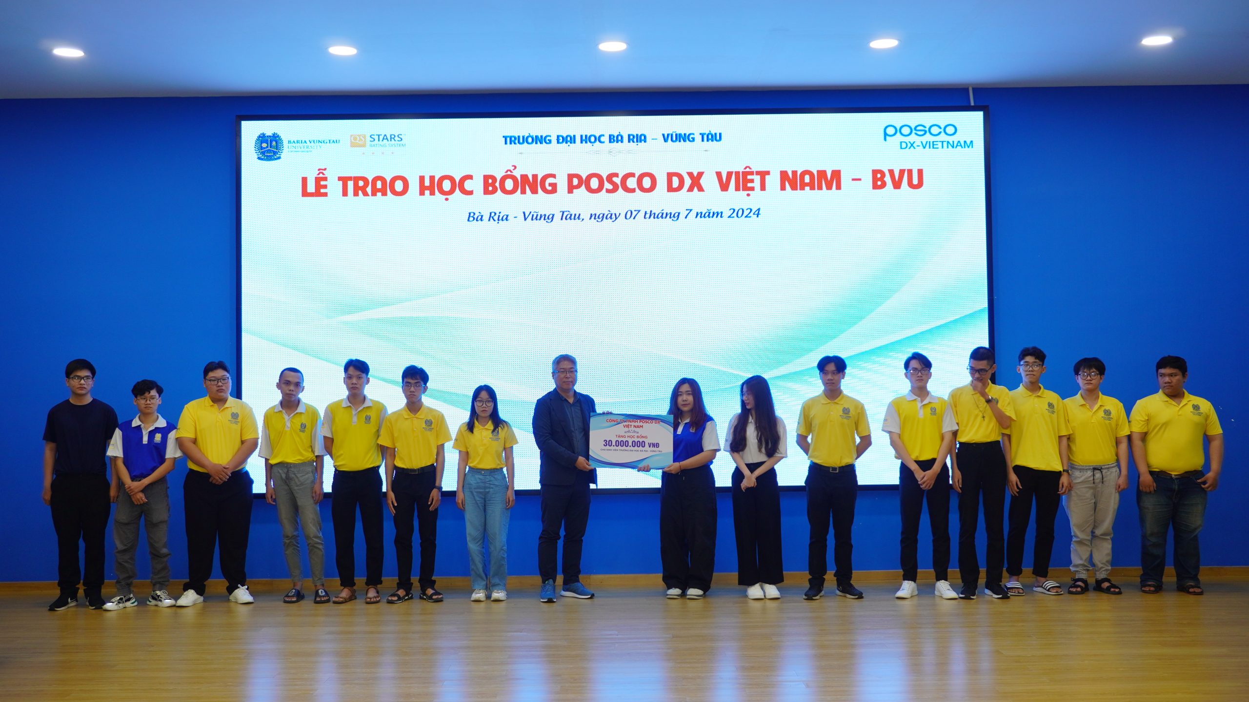 Lễ vinh danh và trao học bổng BVU: Hơn cả tự hào, là bản giao hưởng của tri thức và lòng nhân ái!