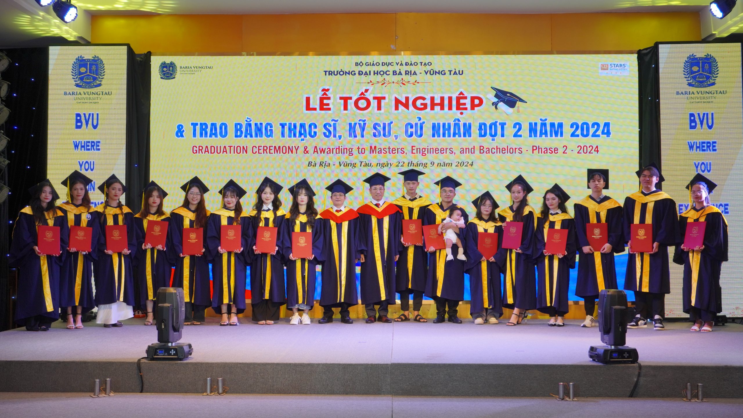 BVU long trọng tổ chức Lễ tốt nghiệp đợt 2 năm 2024