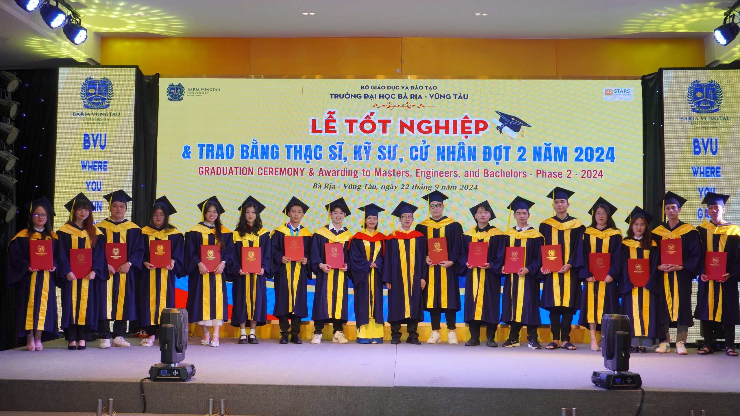 BVU long trọng tổ chức Lễ tốt nghiệp đợt 2 năm 2024