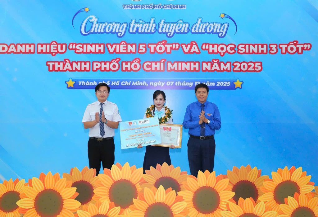 SINH VIÊN BVU TỎA SÁNG TRÊN BẢNG VÀNG THÀNH TÍCH 2025