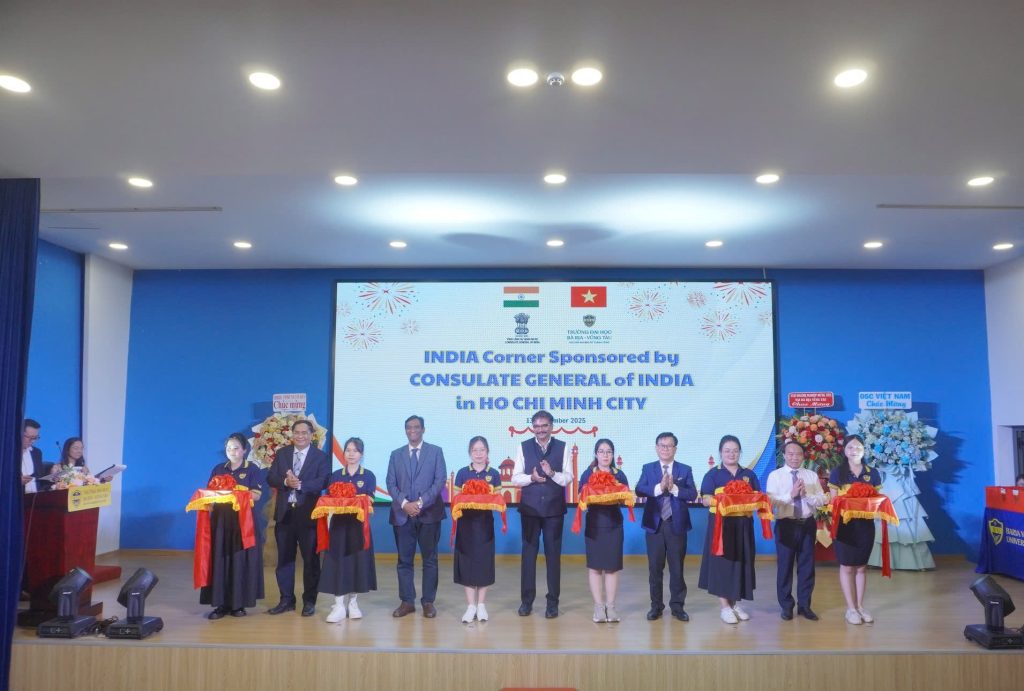 SINH VIÊN BVU TỎA SÁNG TRÊN BẢNG VÀNG THÀNH TÍCH 2025