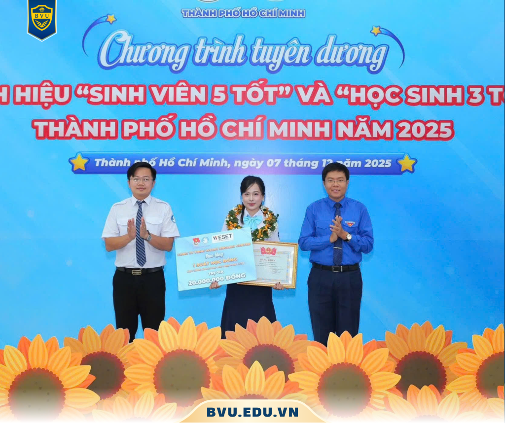 ÁNH TUYẾT – CÔ SINH VIÊN BVU DUY NHẤT CỦA BR-VT (CŨ) ĐẠT DANH HIỆU SAO THÁNG GIÊNG QUỐC GIA