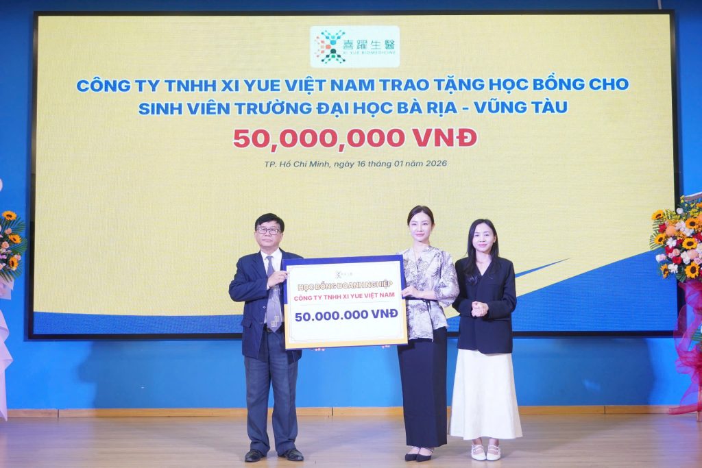 BVU TĂNG TỐC HỢP TÁC CHIẾN LƯỢC, TIẾP NHẬN HỌC BỔNG ĐỒNG HÀNH CÙNG SINH VIÊN