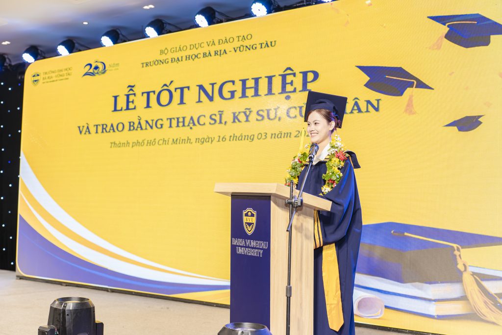 HƠN 1.200 TÂN THẠC SĨ, KỸ SƯ, CỬ NHÂN BVU TỐT NGHIỆP: KHOẢNH KHẮC “CHUYẾN TÀU THANH XUÂN RA KHƠI”