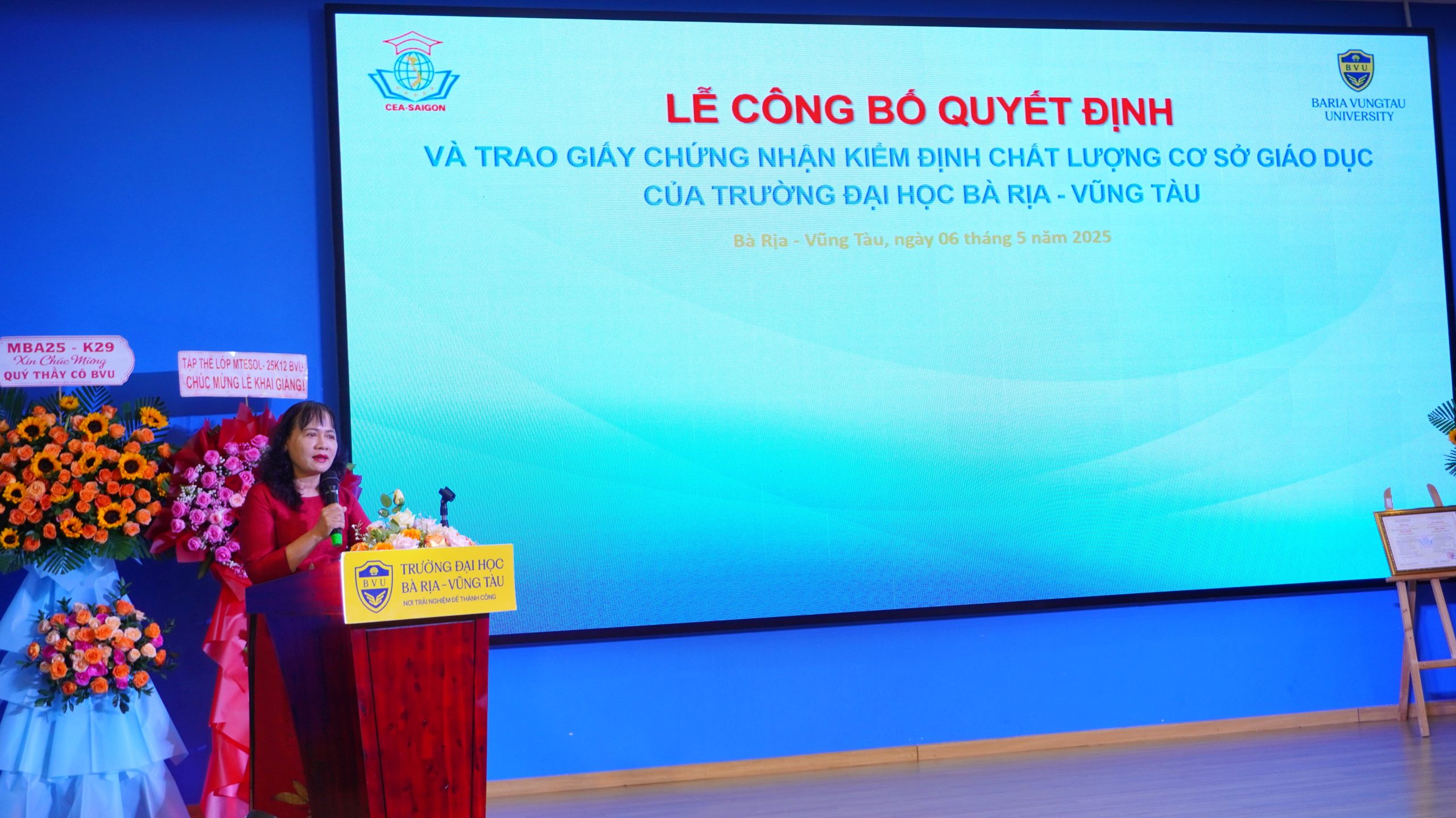 BVU long trọng tổ chức Lễ công bố quyết định và trao giấy chứng nhận kiểm định chất lượng cơ sở giáo dục