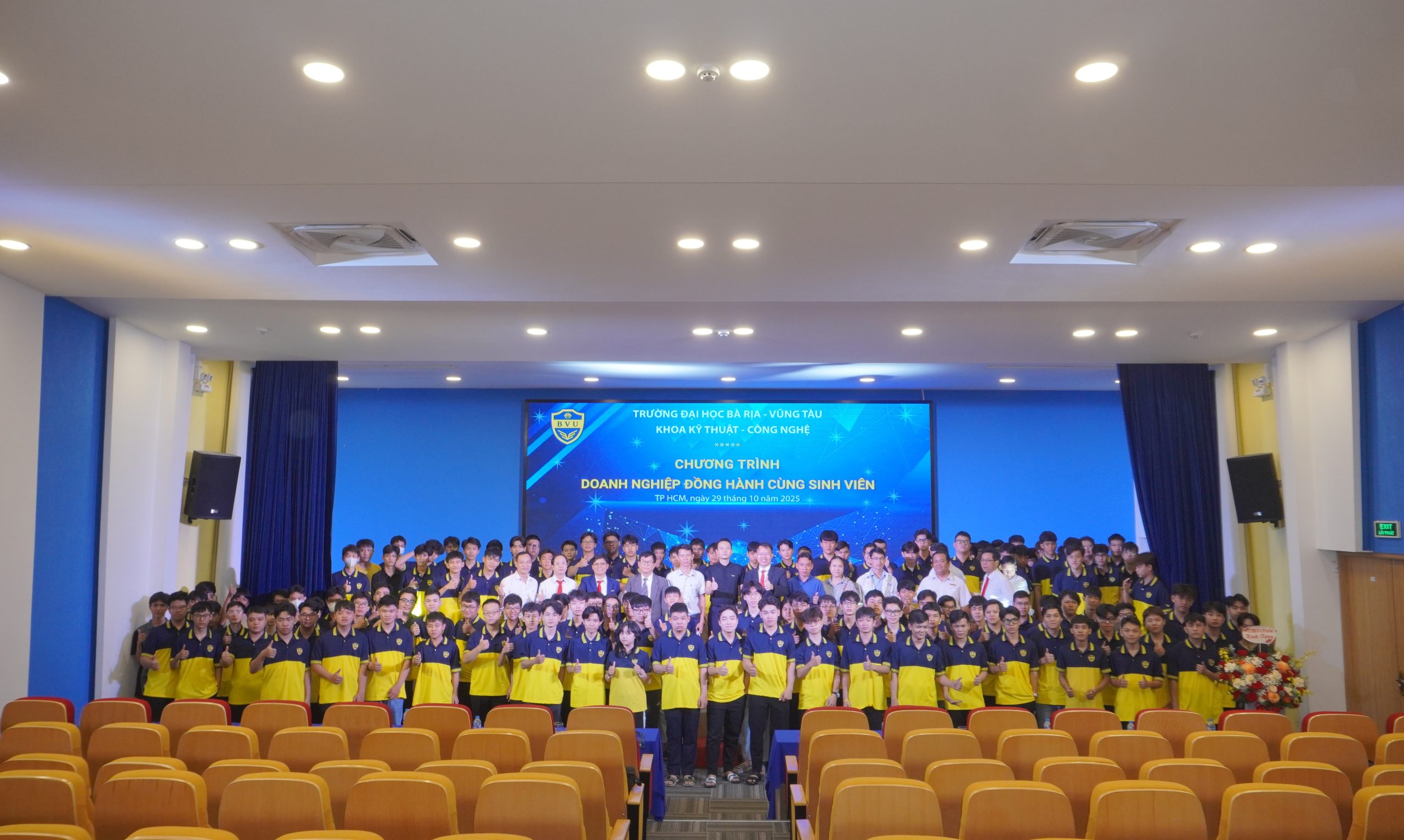 Lãnh đạo Doanh nghiệp “Bật mí” cơ hội nghề nghiệp ngành Kỹ thuật – Công nghệ cùng Tân sinh viên BVU