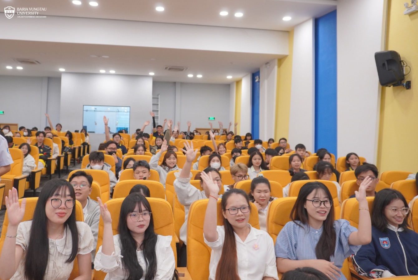 26 Doanh nghiệp đồng hành cùng Tân sinh viên BVU: Truyền cảm hứng và định hướng nghề nghiệp bằng câu chuyện thực tế