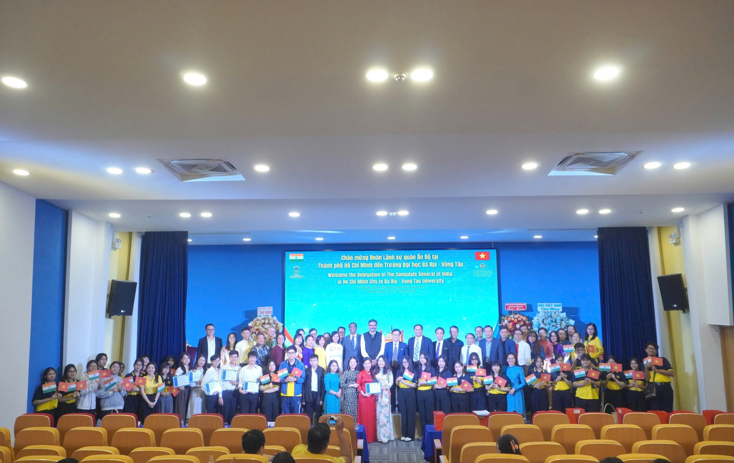 Những “Đại sứ văn hóa trẻ BVU” và hành trình kể chuyện Việt Nam – Ấn Độ bằng tiếng Anh