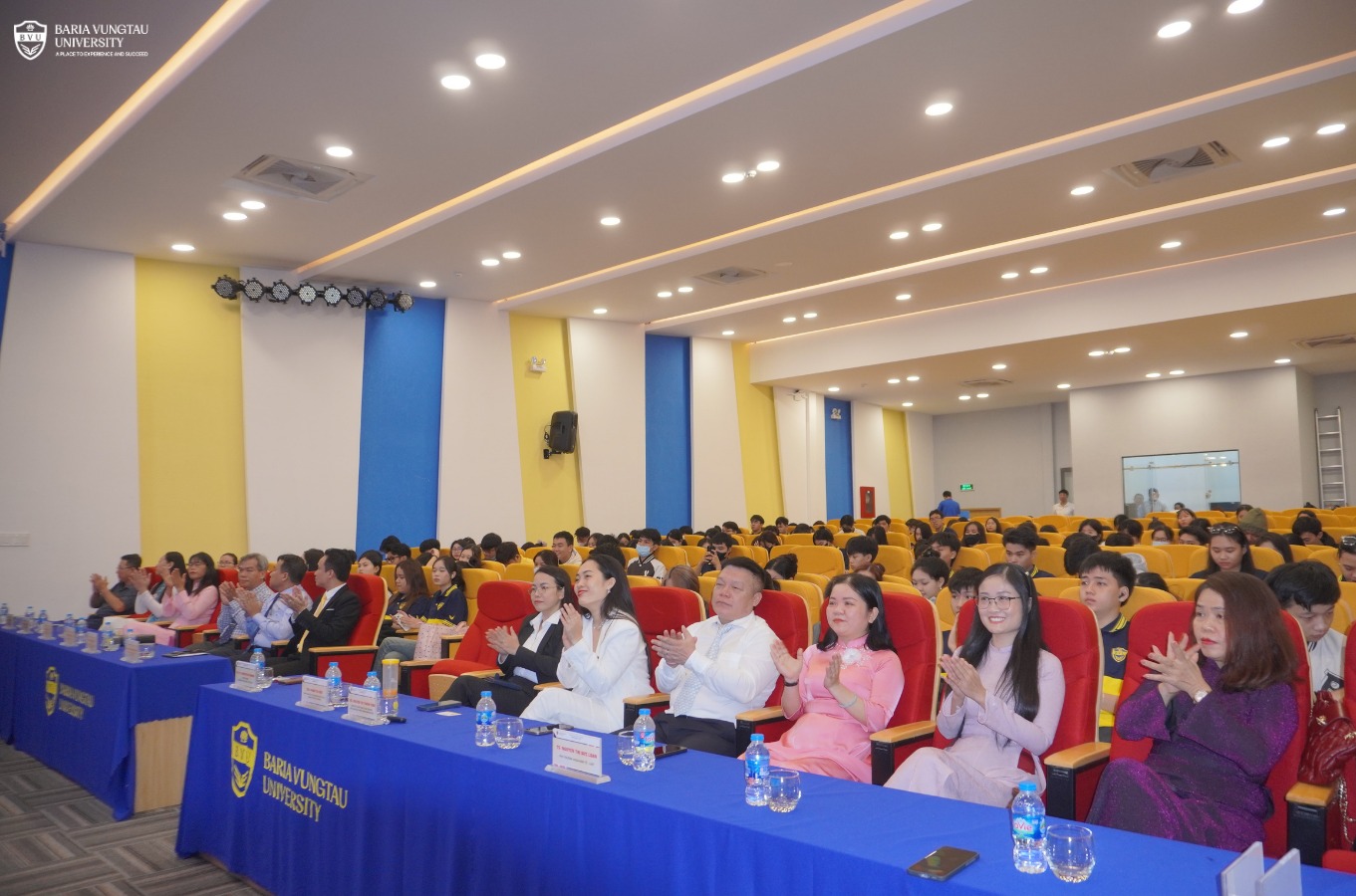 26 Doanh nghiệp đồng hành cùng Tân sinh viên BVU: Truyền cảm hứng và định hướng nghề nghiệp bằng câu chuyện thực tế