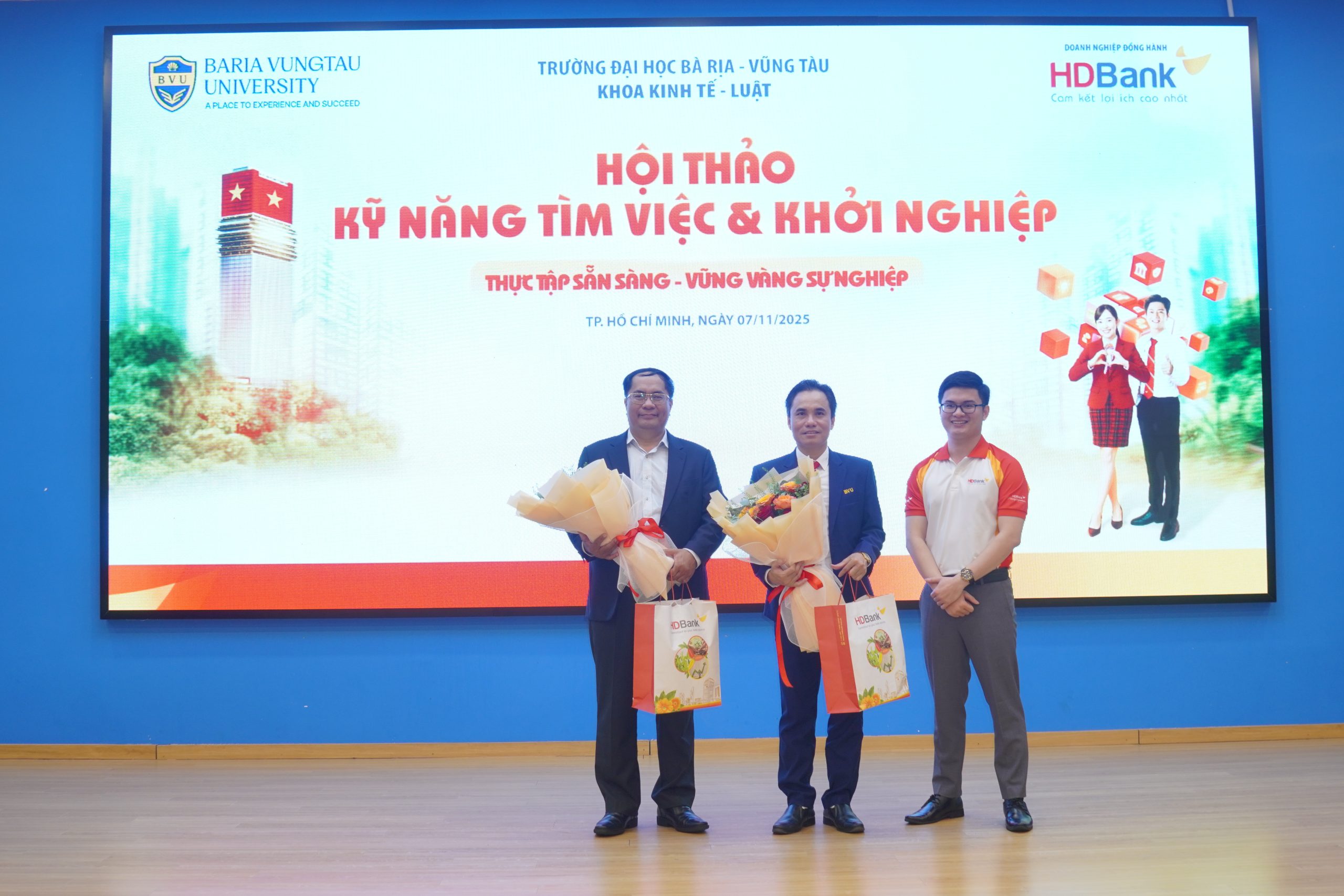 HDBank đồng hành cùng sinh viên BVU trong “Kỹ năng tìm việc và khởi nghiệp”