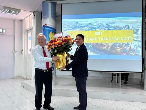 BVU & SSIT: TRAO HỌC BỔNG, TRAO CƠ HỘI THỰC TẬP CHO SINH VIÊN NGÀNH LOGISTICS VÀ TIẾNG ANH THƯƠNG MẠI