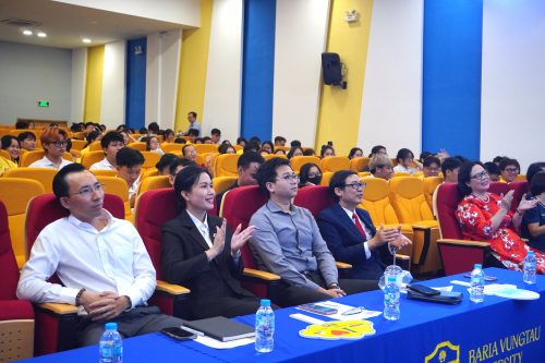 Khoa Kinh tế biển – Logistics khởi động Học kỳ Doanh nghiệp với sự kiện “ECOLOGI CONNECT 2026”