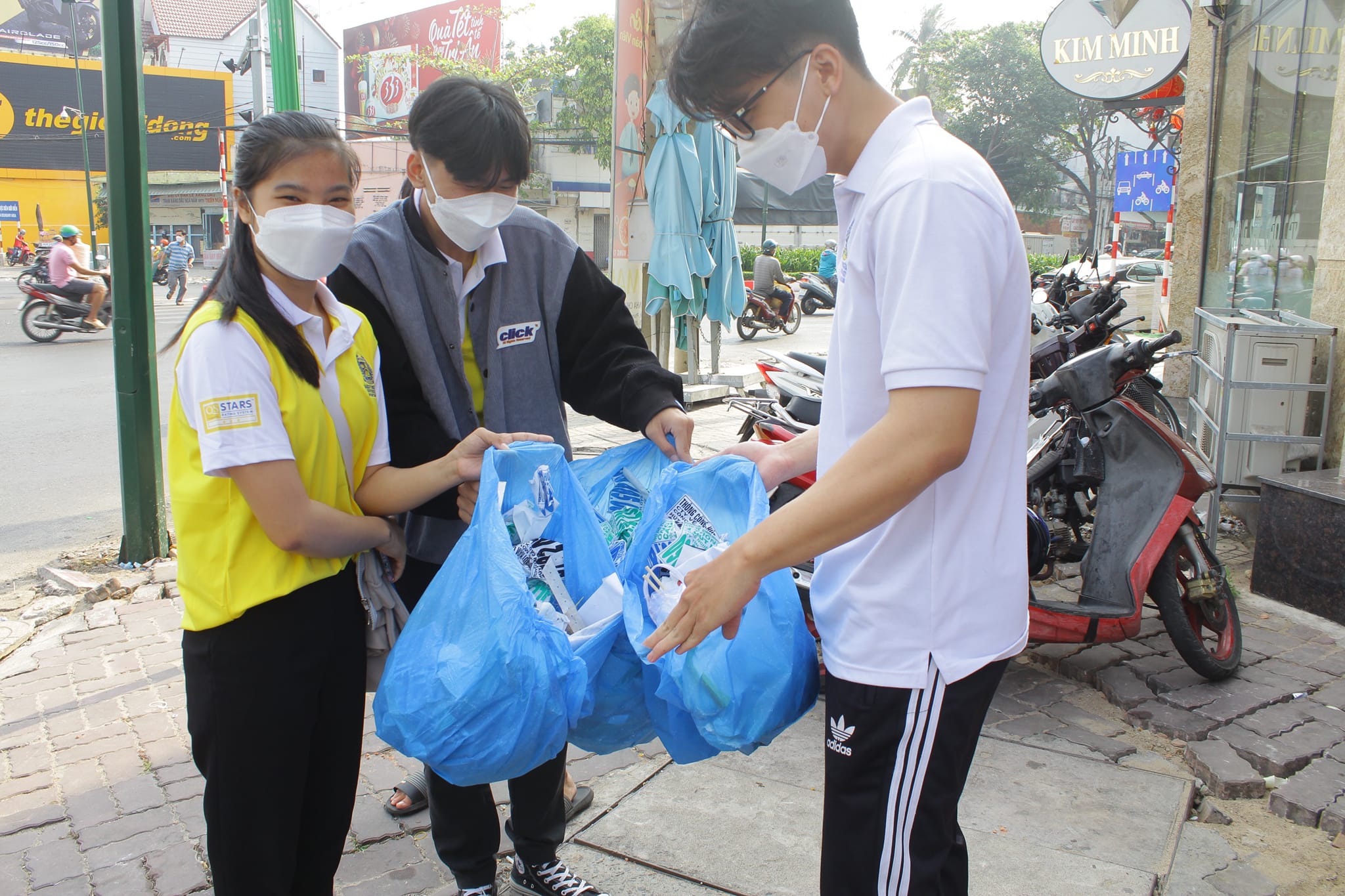 MÔ HÌNH “THANH NIÊN BVU” PHÒNG CHỐNG RÁC THẢI NHỰA – HÀNH ĐỘNG VÌ MÔI TRƯỜNG XANH