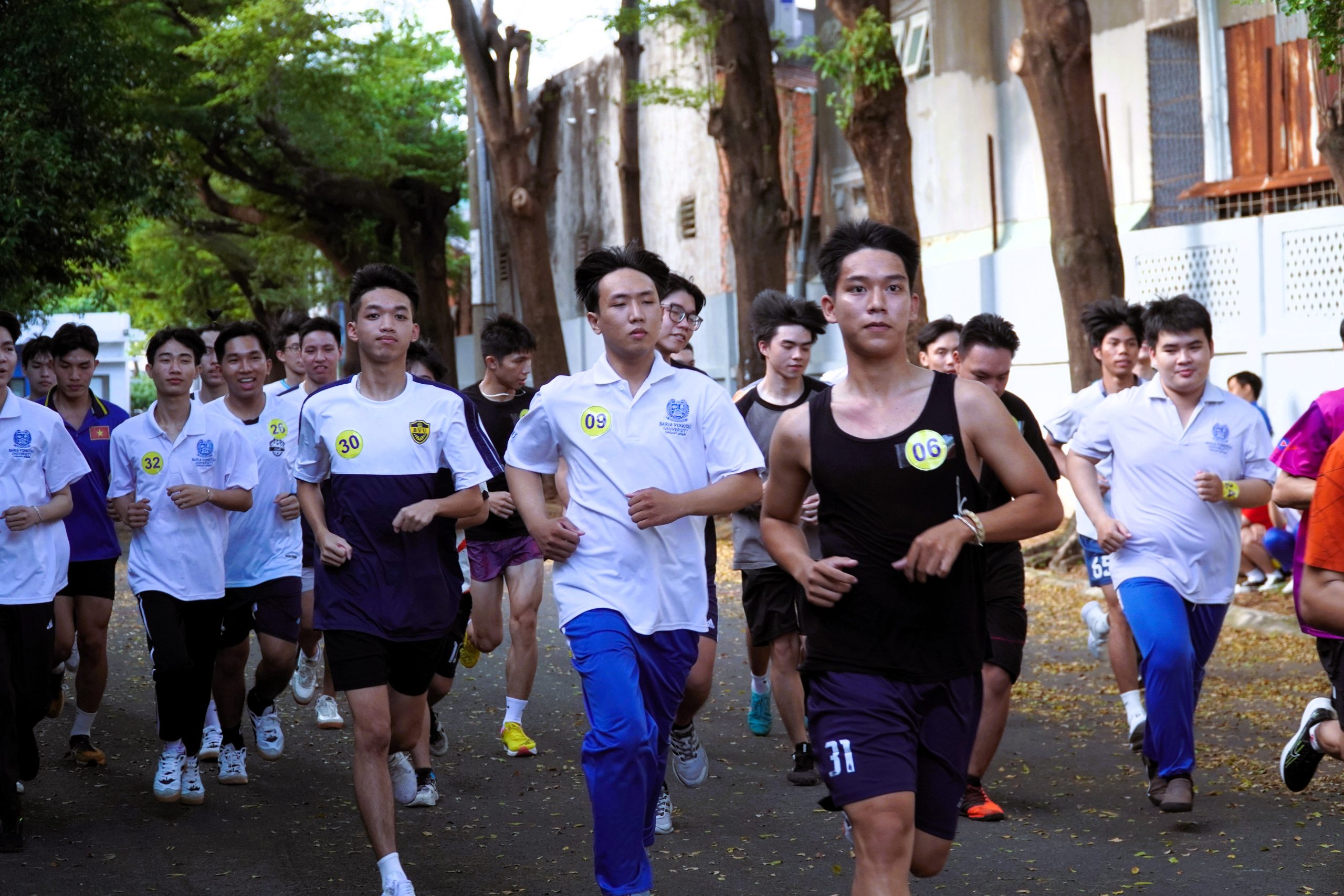 Hội Thao Sinh Viên BVU 2024-2025: Tuổi Trẻ BVU Hăng Say Tham Gia Môn Chạy Bền Mừng Ngày Nhà Giáo Việt Nam 20/11