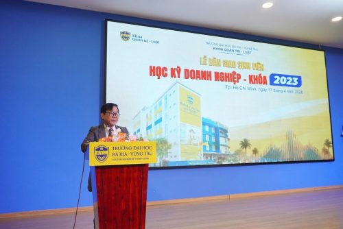 Khoa Quản trị – Luật BVU: Tưng bừng chào đón học kỳ Doanh nghiệp K23