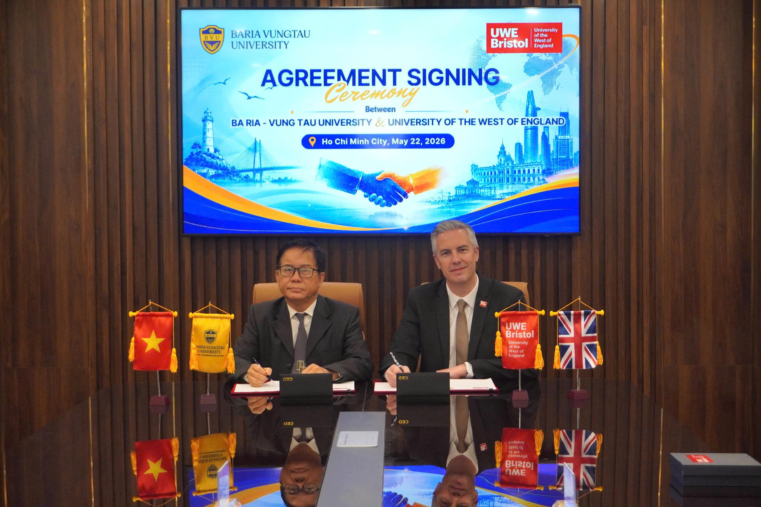 BVU và Đại học Tây Anh quốc ký kết hợp tác chiến lược – sinh viên có cơ hội nhận bằng quốc tế