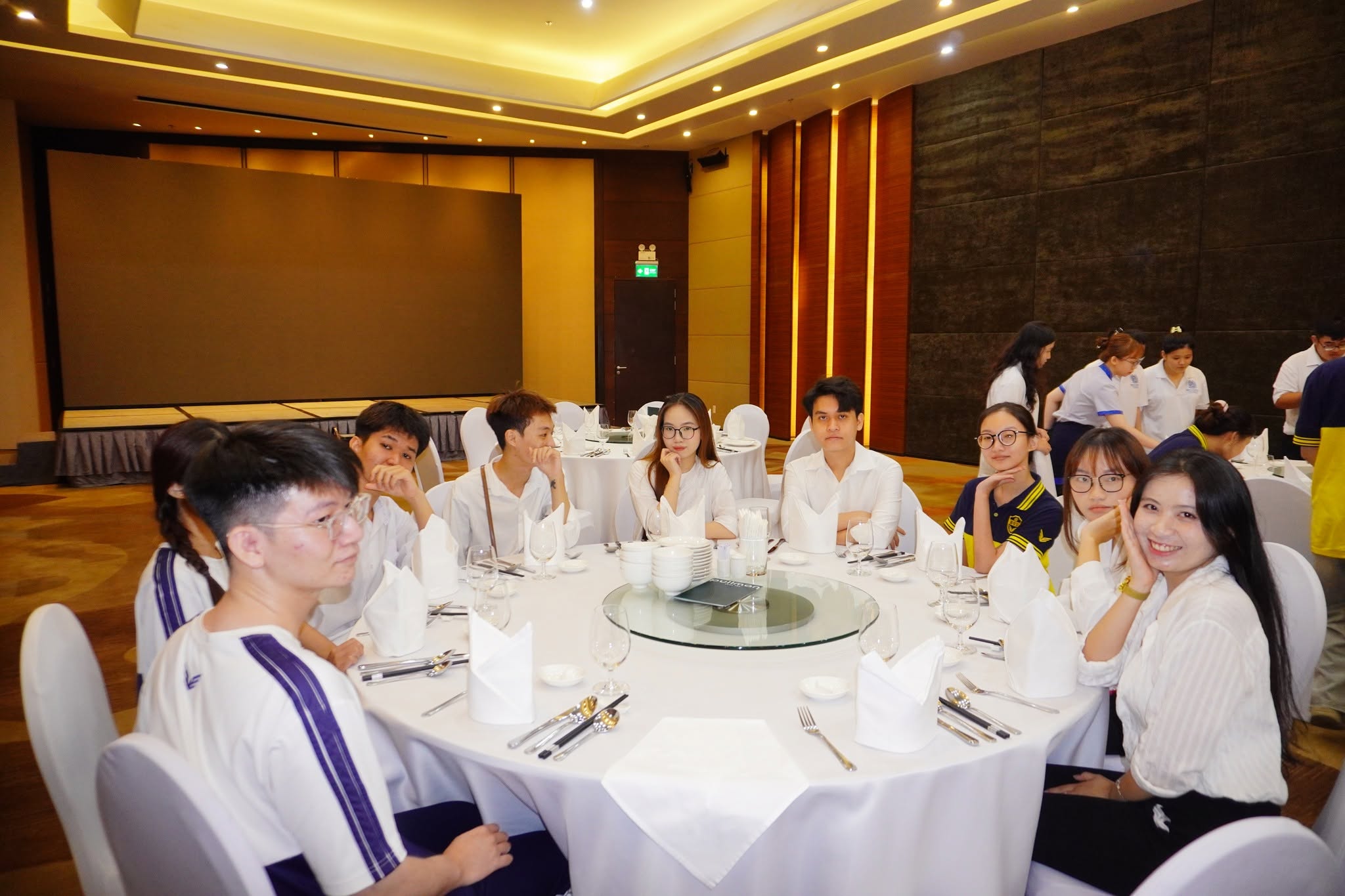 Sinh viên BVU trải nghiệm thực tế nghiệp vụ Hội nghị và Yến tiệc tại Khách sạn 5 sao Pullman Vũng Tàu