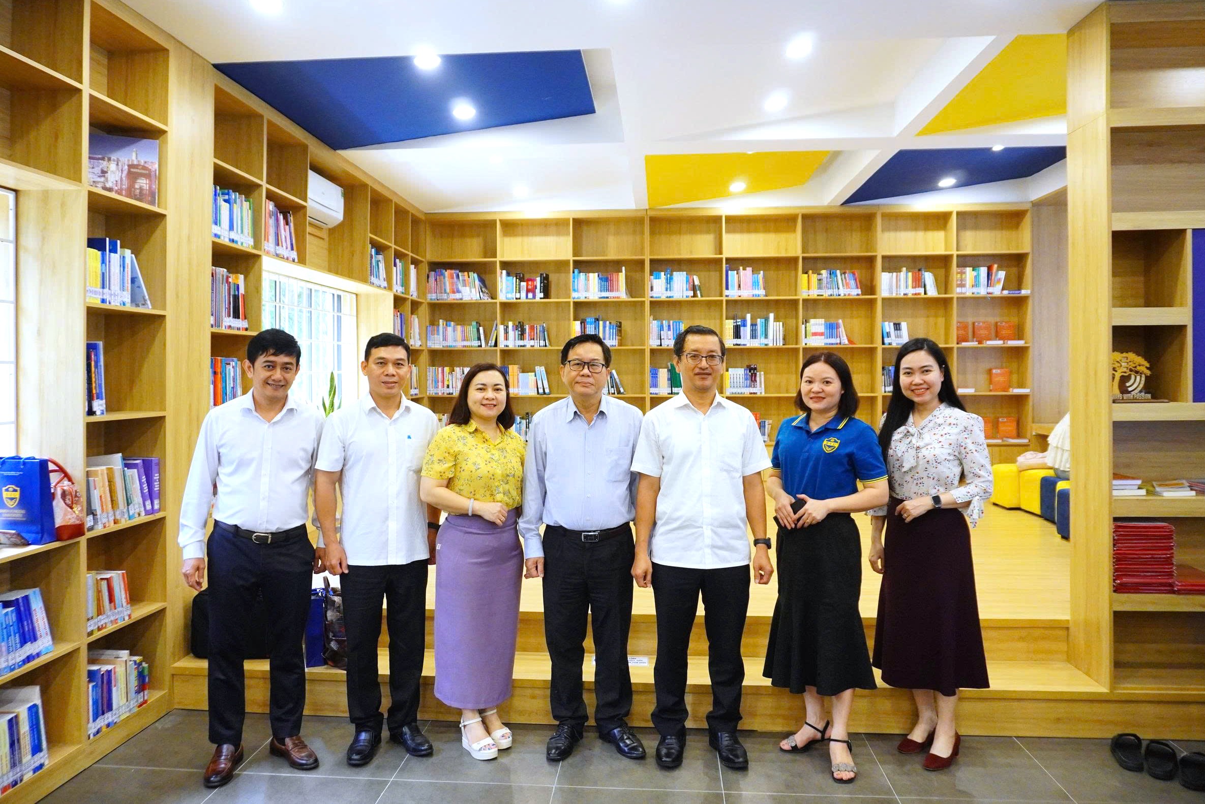 Đoàn công tác đánh giá cao công tác đổi mới Giáo dục lý luận chính trị tại Trường Đại học Bà Rịa – Vũng Tàu