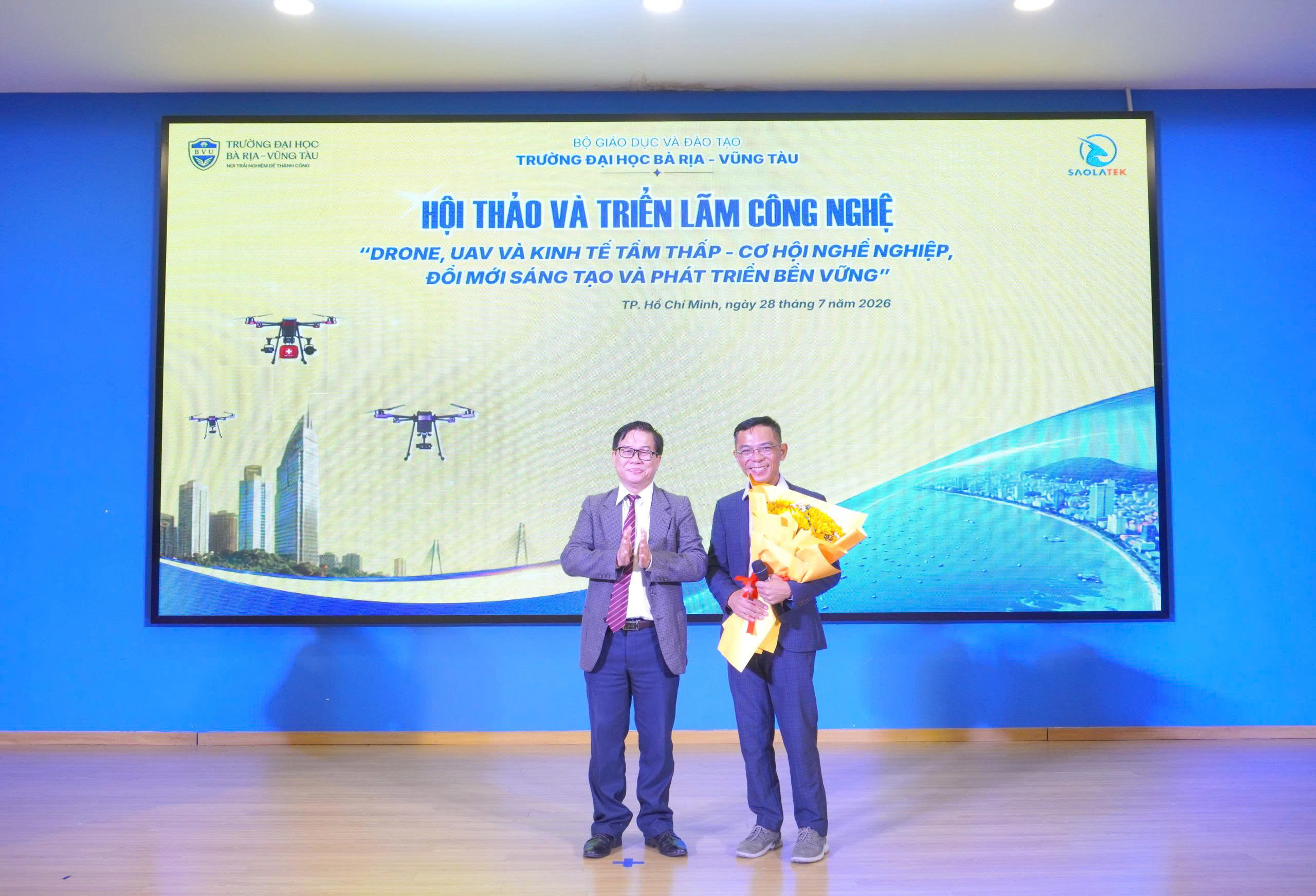 BVU bắt nhịp “kinh tế tầm thấp”: Tiên phong nâng tầm sinh viên trong kỷ nguyên Drone và UA