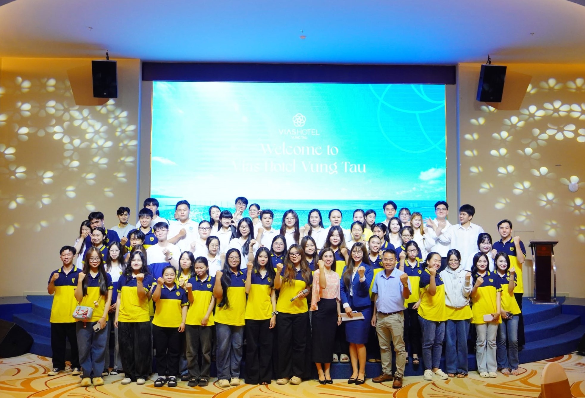 Sinh viên BVU “thực chiến” mô hình 7Ps trong Marketing Dịch vụ tại Khách sạn 5 sao Vias Vũng Tàu