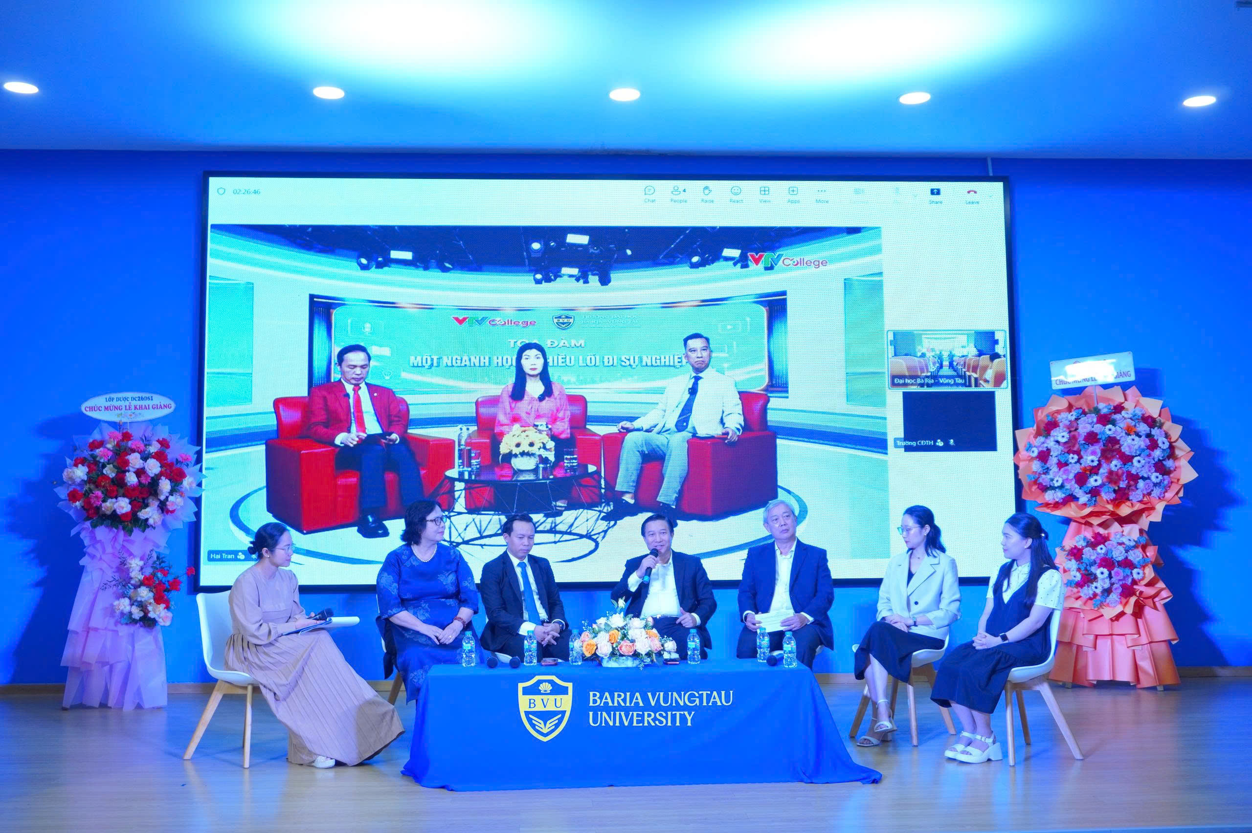 BVU tổ chức thành công lễ khai giảng Đại học liên thông khóa 1, 3, 4 và Tọa đàm “Một ngành học – nhiều lối đi sự nghiệp”