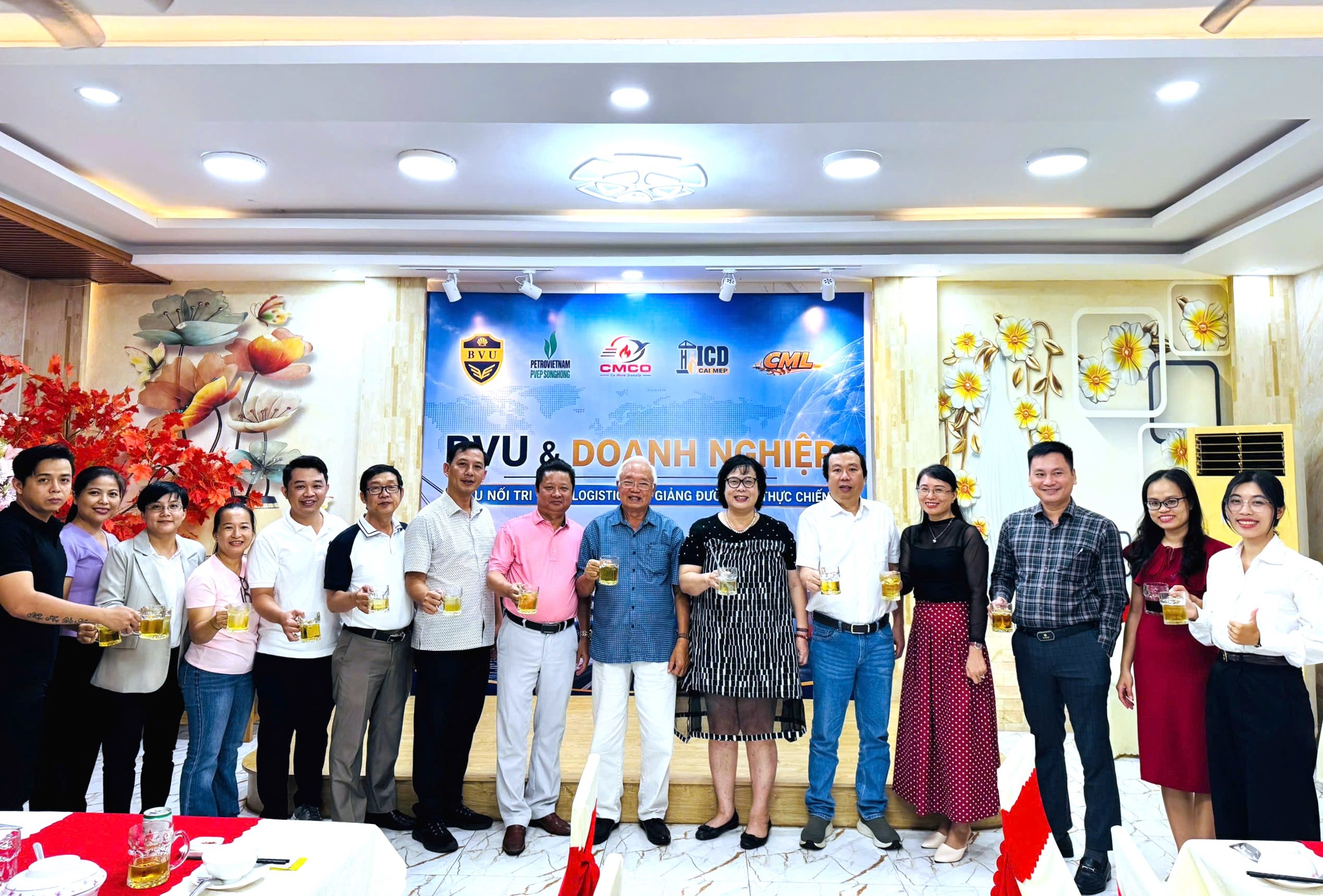Kết nối để cùng kiến tạo giá trị: Khi giảng đường gặp thực tiễn doanh nghiệp