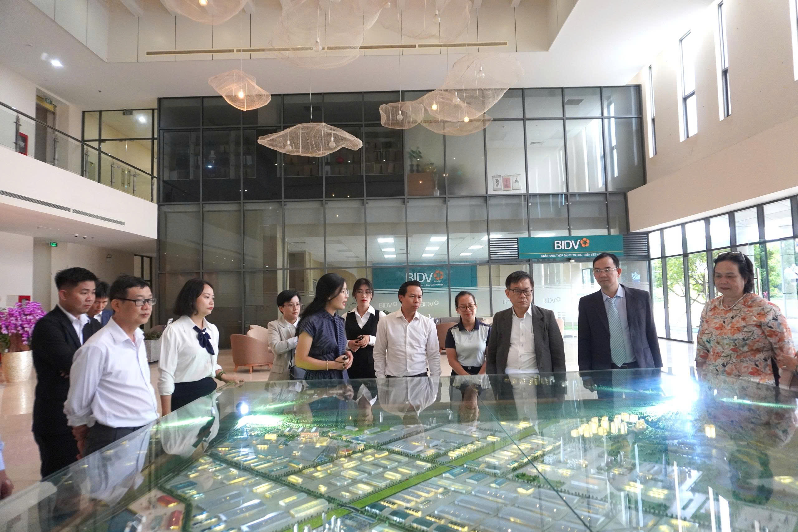 Trường Đại học Bà Rịa – Vũng Tàu tăng cường kết nối doanh nghiệp, mở rộng hợp tác đào tạo tại Khu công nghiệp chuyên sâu Phú Mỹ 3