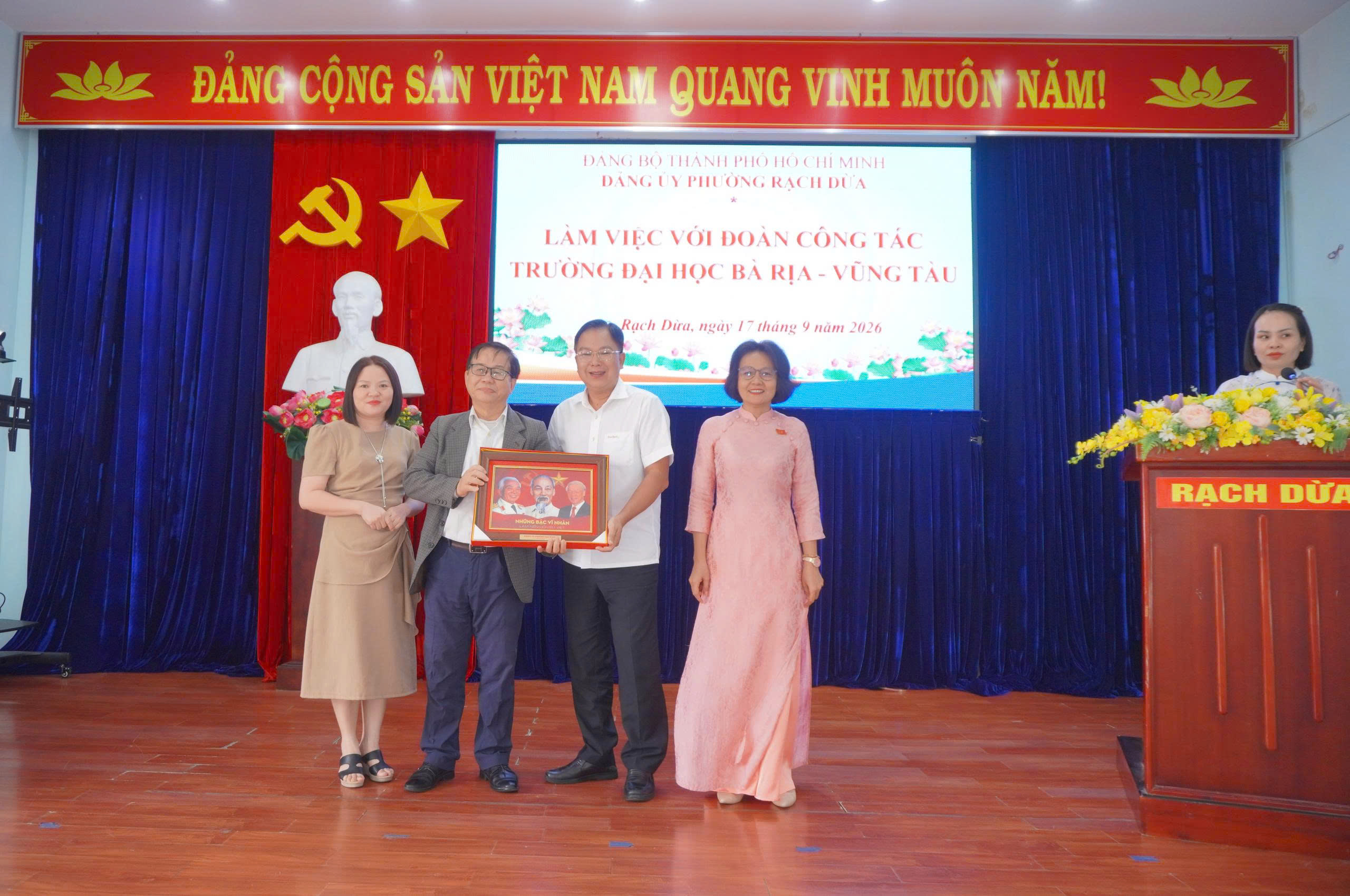 BVU làm việc cùng Đảng ủy, UBND phường Rạch Dừa – Mở ra hợp tác phát triển mới