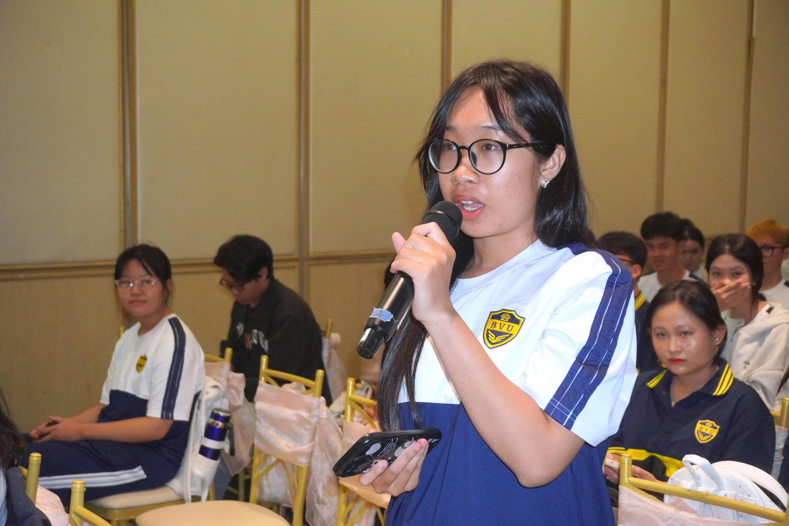 Tân sinh viên Khoa kinh tế Biển – Logistic k2026 khởi hành cùng hệ sinh thái kết nối