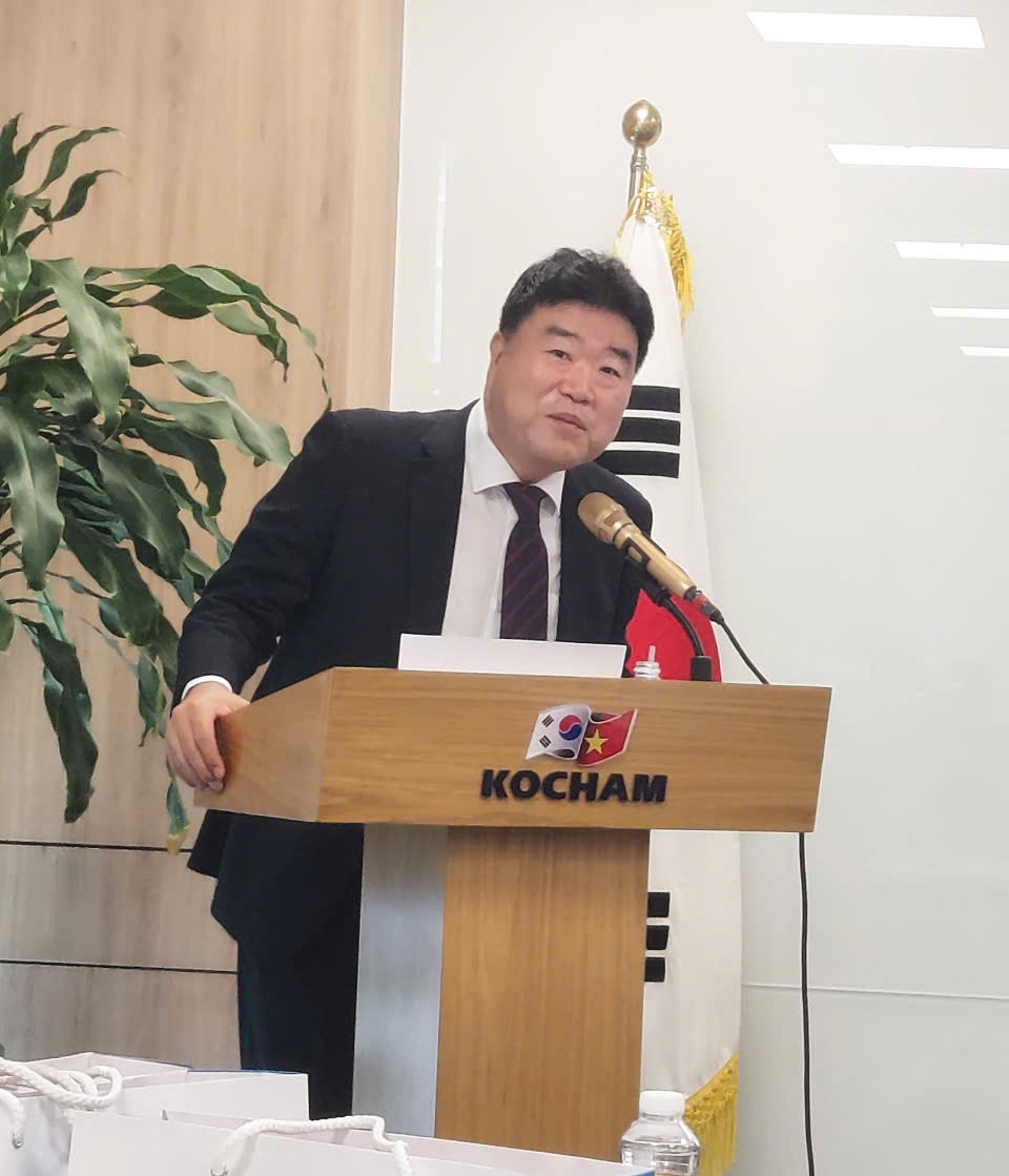 Sinh viên BVU tiếp tục đón nhận học bổng KOCHAM 2026 – Tiếp sức ước mơ, kết nối tương lai Việt – Hàn