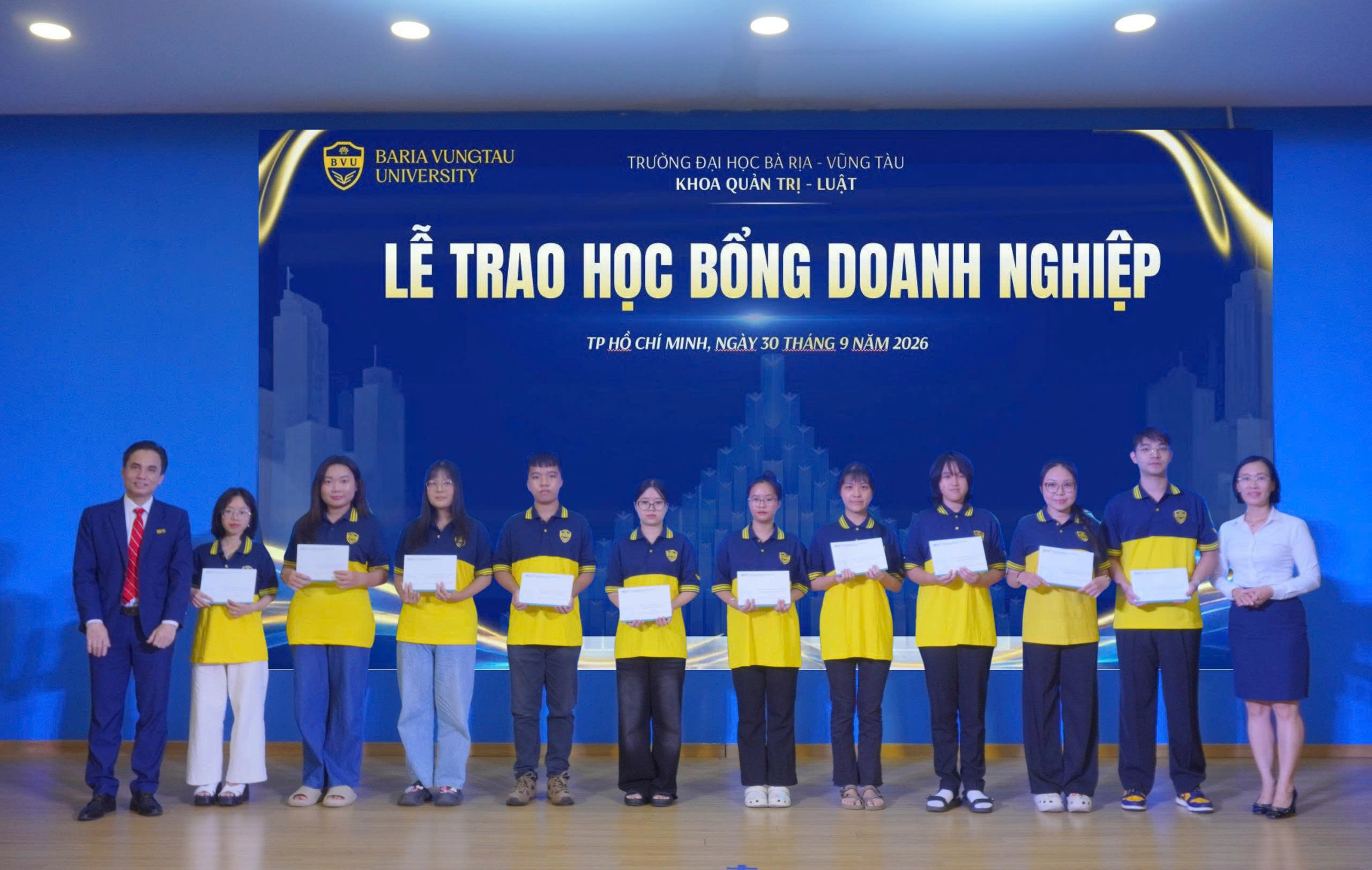 Doanh nghiệp “giải mã” thị trường lao động cùng Tân sinh viên K26 Khoa Quản trị – Luật BVU