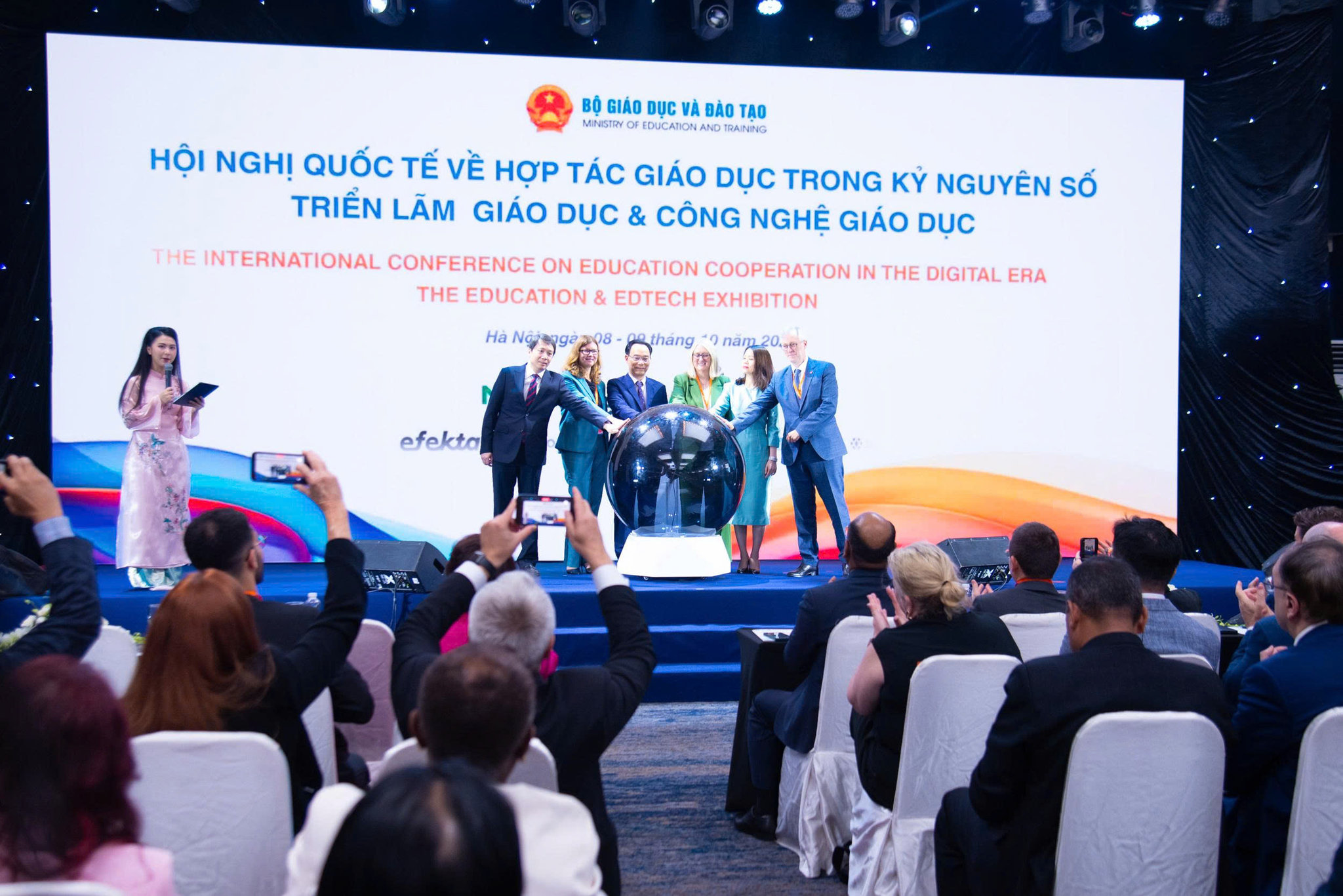 Sẵn sàng tâm thế làm chủ công nghệ: Hiệu trưởng BVU tham dự hội nghị quốc tế về giáo dục trong kỷ nguyên số