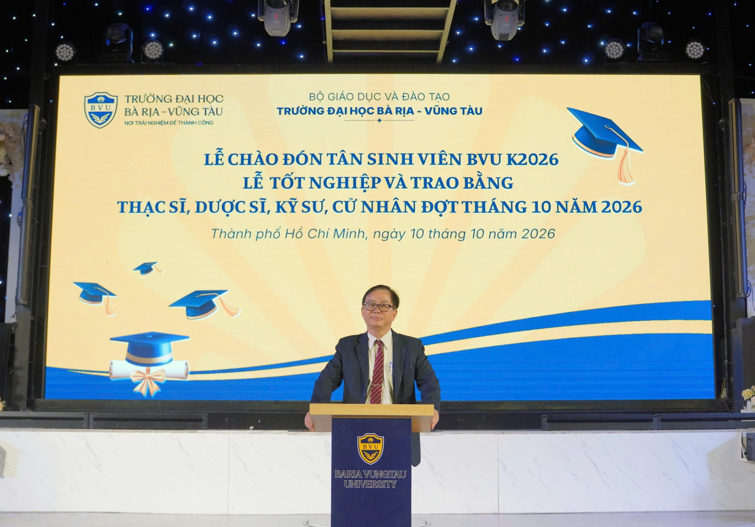 Ngày hội của hai thế hệ: Chốn tương phùng của ước vọng và hành trình vươn khơi 
