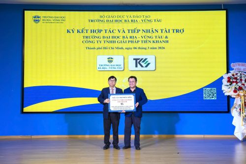 Doanh nghiệp đồng hành cùng BVU, trao học bổng cho sinh viên Khoa Kinh tế biển – Logistics.