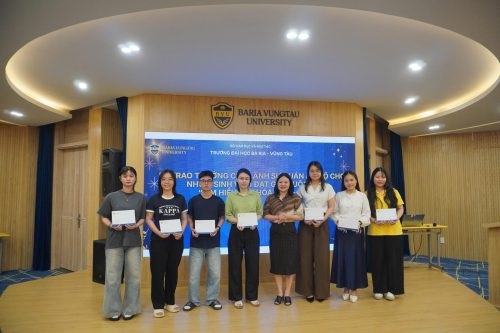 BẢN LĨNH HỘI NHẬP, SINH VIÊN BVU CHINH PHỤC TỔNG LÃNH SỰ QUÁN ẤN ĐỘ BẰNG HỌC BỔNG ĐẶC CÁCH