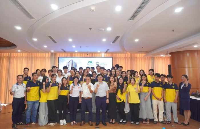 Sinh viên BVU trải nghiệm thực tế nghiệp vụ Hội nghị và Yến tiệc tại Victory Hotel