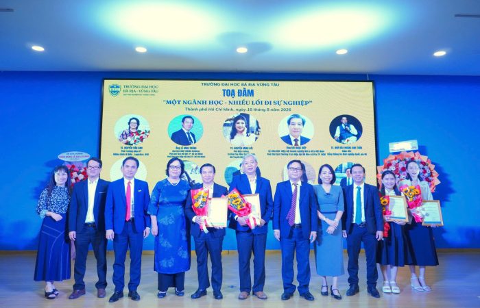 BVU tổ chức thành công lễ khai giảng Đại học liên thông khóa 1, 3, 4 và Tọa đàm “Một ngành học – nhiều lối đi sự nghiệp”