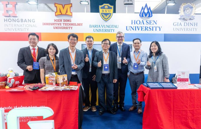 Sẵn sàng tâm thế làm chủ công nghệ: Hiệu trưởng BVU tham dự hội nghị quốc tế về giáo dục trong kỷ nguyên số