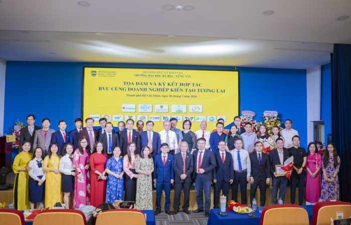 BVU ký kết hợp tác với 15 doanh nghiệp, mở rộng hệ sinh thái đào tạo gắn với thực tiễn